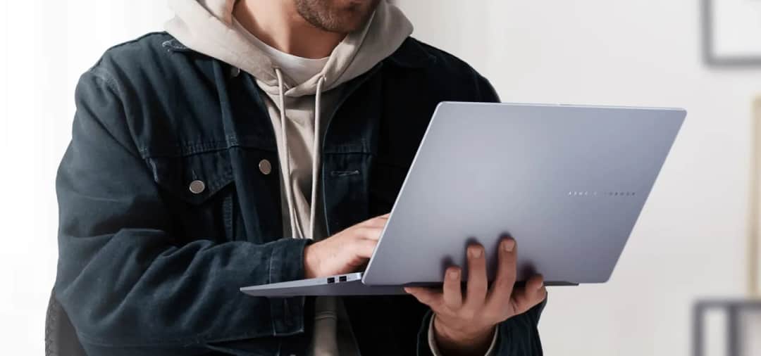 Jaki laptop dla ucznia w 2026? Wybierz mądrze! Poradnik dla rodziców