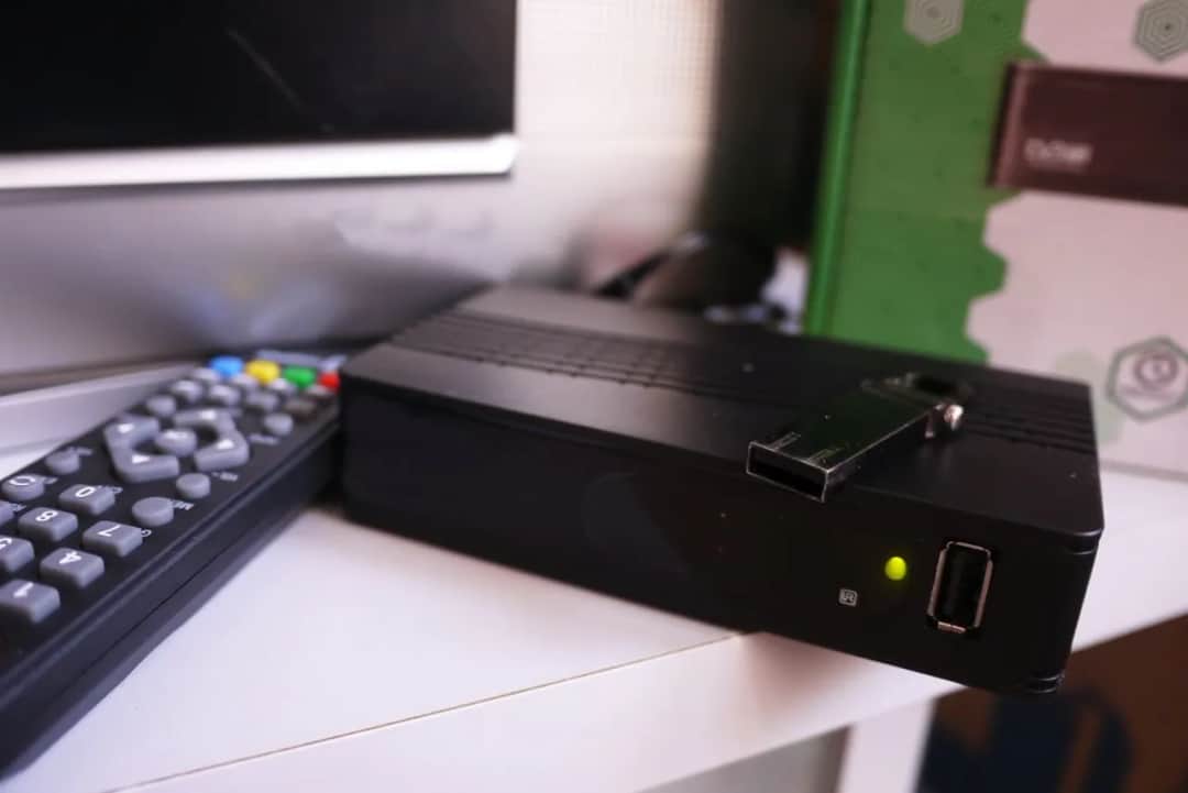 Kabel do dekodera: HDMI, SCART i jak podłączyć TV bez problemów
